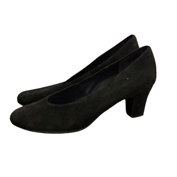 Vaneli black suede material heels size 7.5 - Picture 1 of 9